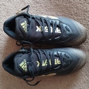 Adidas bounce freak cleats size 8